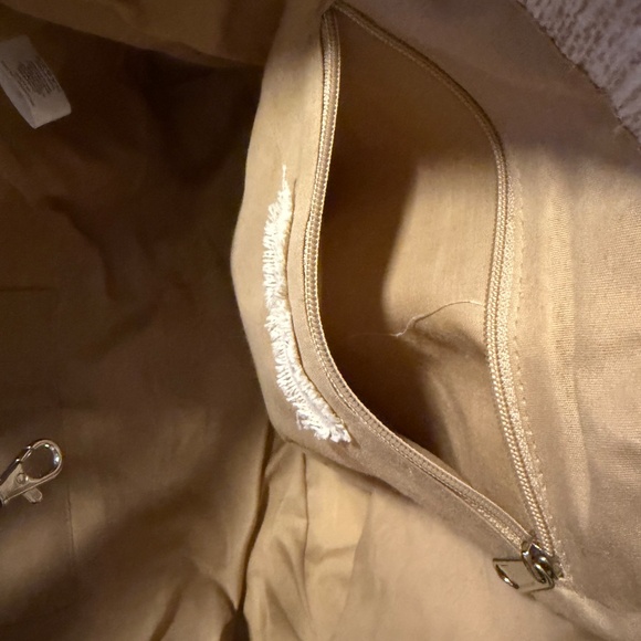 America & Beyond Beaded Tote - Picture 9 of 10